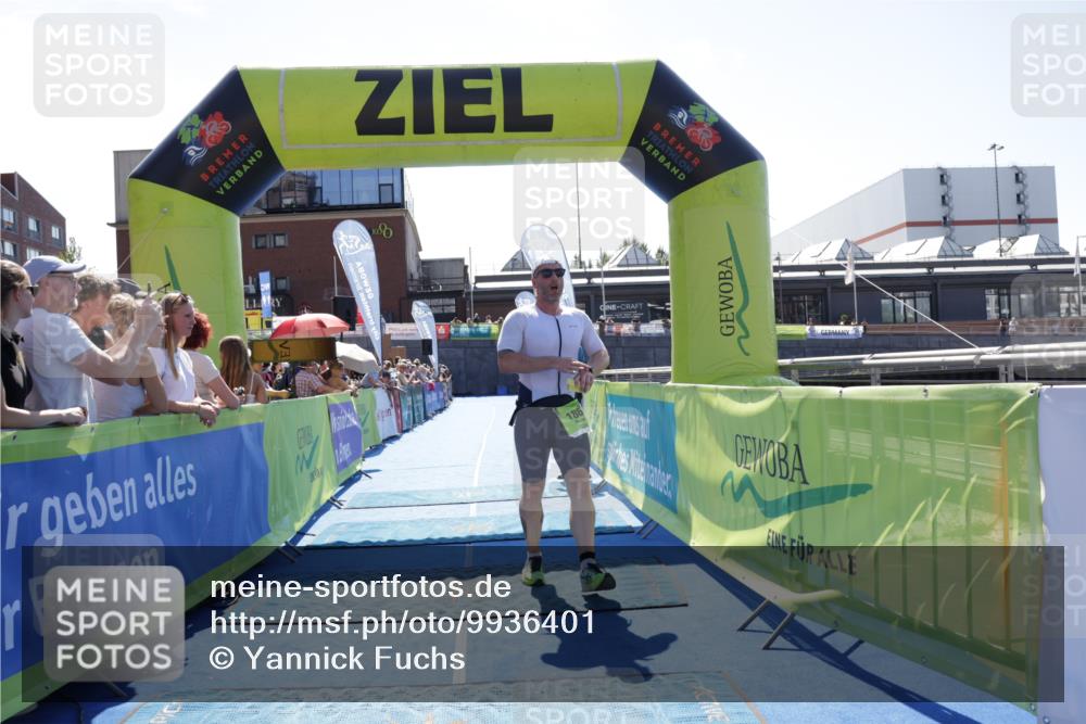 09.08.2026 - GEWOBA Citytriathlon Bremen Yannick Fuchs http://msf.ph/oto/9936401 09.08.2026 15:05:41 Ziel 186 meine-sportfotos.de