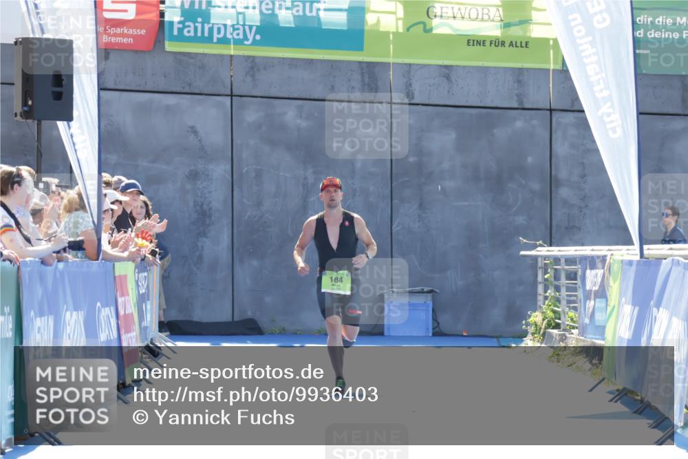 09.08.2026 - GEWOBA Citytriathlon Bremen Yannick Fuchs http://msf.ph/oto/9936403 09.08.2026 15:05:47 Ziel  meine-sportfotos.de