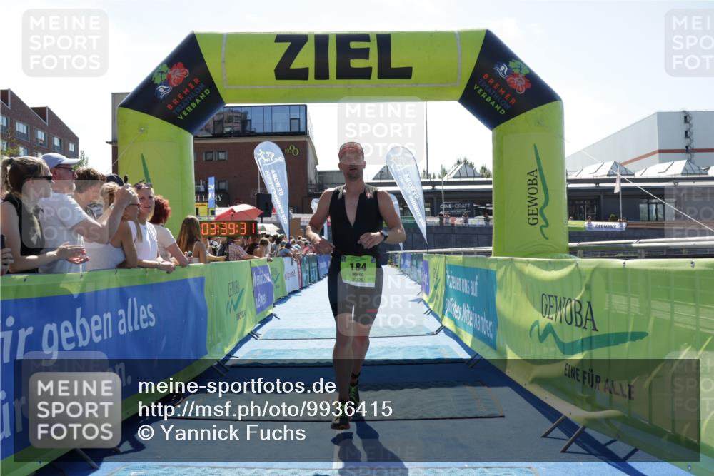 09.08.2026 - GEWOBA Citytriathlon Bremen Yannick Fuchs http://msf.ph/oto/9936415 09.08.2026 15:05:54 Ziel 184 meine-sportfotos.de