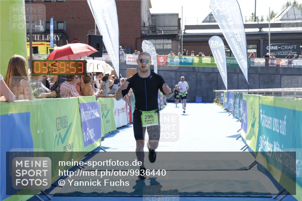 09.08.2026 - GEWOBA Citytriathlon Bremen Yannick Fuchs http://msf.ph/oto/9936440 09.08.2026 15:06:16 Ziel 109, 396 meine-sportfotos.de