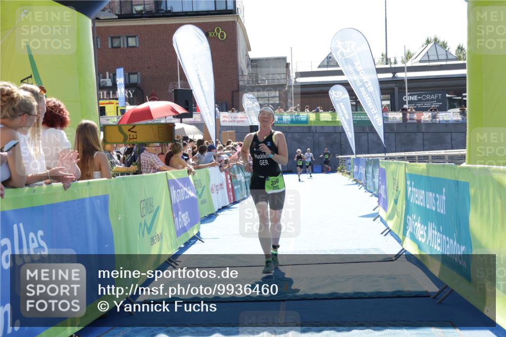 09.08.2026 - GEWOBA Citytriathlon Bremen Yannick Fuchs http://msf.ph/oto/9936460 09.08.2026 15:06:26 Ziel 109, 350 meine-sportfotos.de