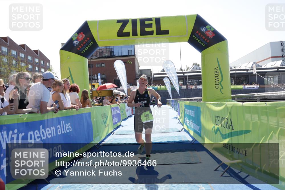 09.08.2026 - GEWOBA Citytriathlon Bremen Yannick Fuchs http://msf.ph/oto/9936466 09.08.2026 15:06:27 Ziel 350, 353 meine-sportfotos.de