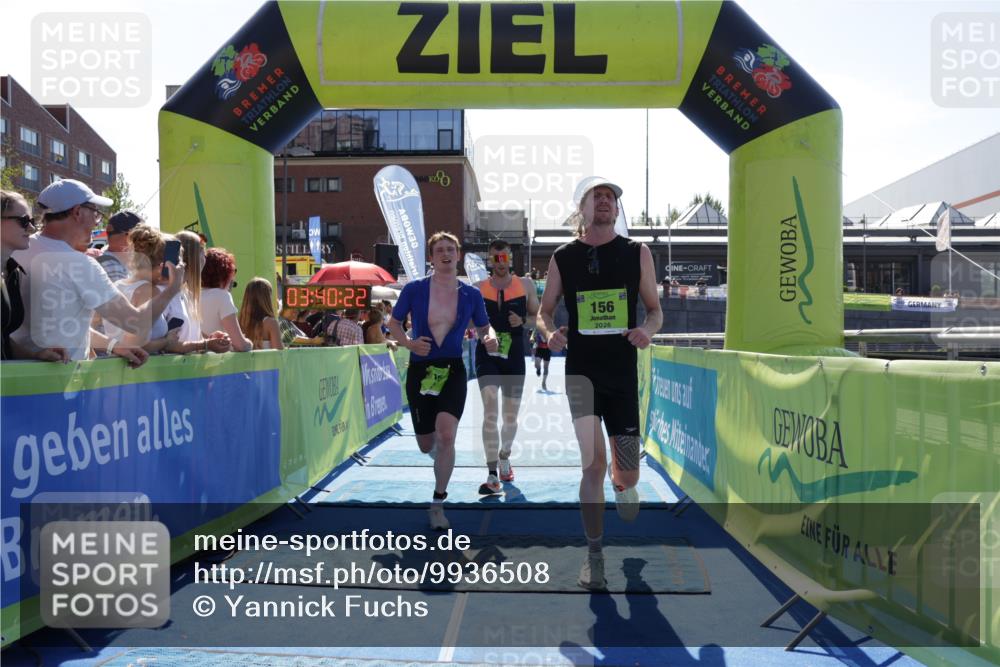 09.08.2026 - GEWOBA Citytriathlon Bremen Yannick Fuchs http://msf.ph/oto/9936508 09.08.2026 15:06:45 Ziel 15, 81, 100, 156 meine-sportfotos.de