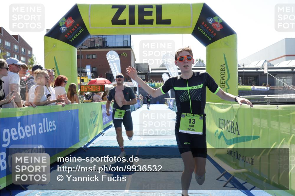 09.08.2026 - GEWOBA Citytriathlon Bremen Yannick Fuchs http://msf.ph/oto/9936532 09.08.2026 15:06:54 Ziel 13, 50, 177 meine-sportfotos.de