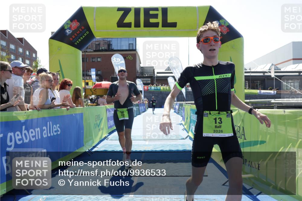 09.08.2026 - GEWOBA Citytriathlon Bremen Yannick Fuchs http://msf.ph/oto/9936533 09.08.2026 15:06:54 Ziel 13, 50, 177 meine-sportfotos.de