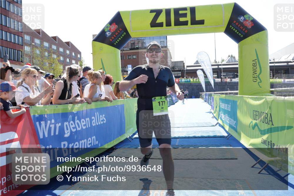 09.08.2026 - GEWOBA Citytriathlon Bremen Yannick Fuchs http://msf.ph/oto/9936548 09.08.2026 15:07:00 Ziel 71, 177 meine-sportfotos.de