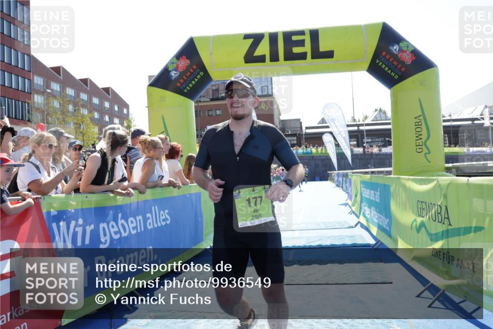 09.08.2026 - GEWOBA Citytriathlon Bremen Yannick Fuchs http://msf.ph/oto/9936549 09.08.2026 15:07:00 Ziel 71, 177 meine-sportfotos.de