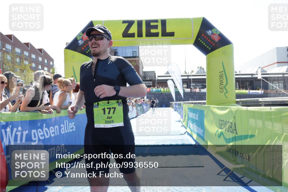09.08.2026 - GEWOBA Citytriathlon Bremen Yannick Fuchs http://msf.ph/oto/9936550 09.08.2026 15:07:00 Ziel 71, 177 meine-sportfotos.de