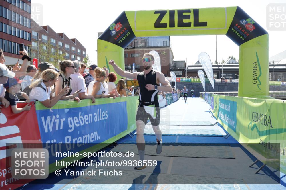 09.08.2026 - GEWOBA Citytriathlon Bremen Yannick Fuchs http://msf.ph/oto/9936559 09.08.2026 15:07:04 Ziel 71, 117 meine-sportfotos.de