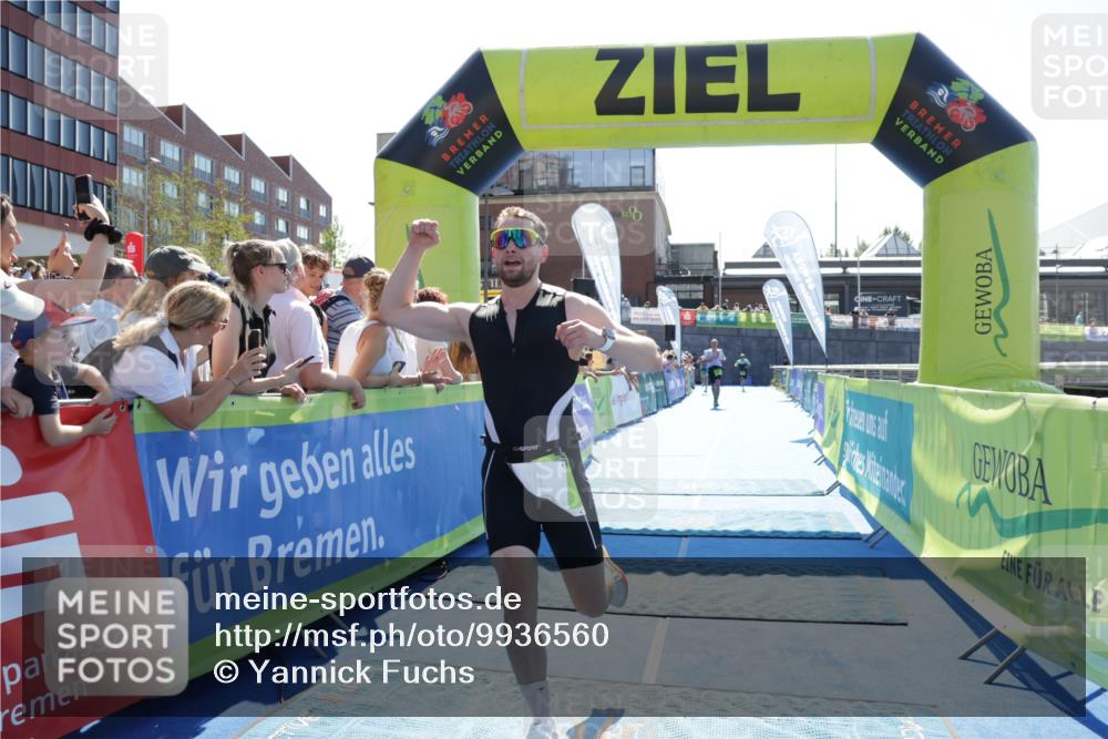 09.08.2026 - GEWOBA Citytriathlon Bremen Yannick Fuchs http://msf.ph/oto/9936560 09.08.2026 15:07:05 Ziel 71, 117 meine-sportfotos.de