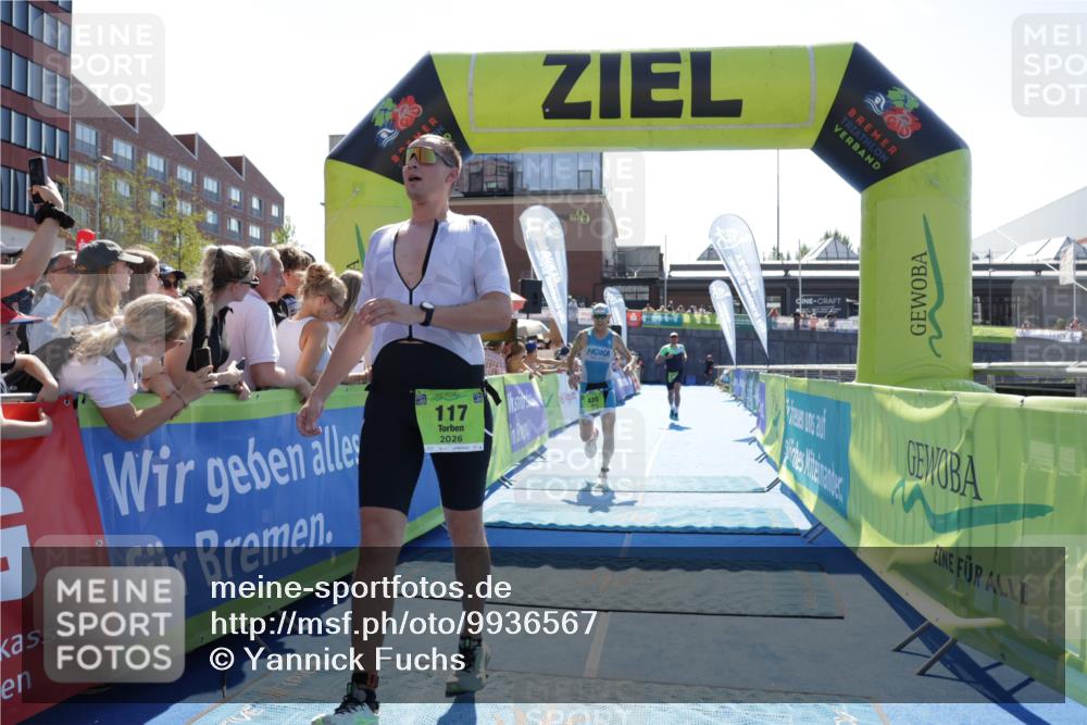 09.08.2026 - GEWOBA Citytriathlon Bremen Yannick Fuchs http://msf.ph/oto/9936567 09.08.2026 15:07:11 Ziel 117, 155, 420 meine-sportfotos.de