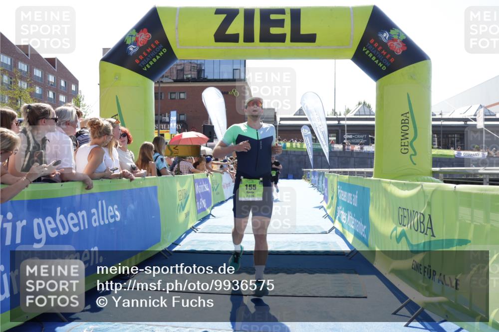 09.08.2026 - GEWOBA Citytriathlon Bremen Yannick Fuchs http://msf.ph/oto/9936575 09.08.2026 15:07:15 Ziel 114, 155, 420 meine-sportfotos.de