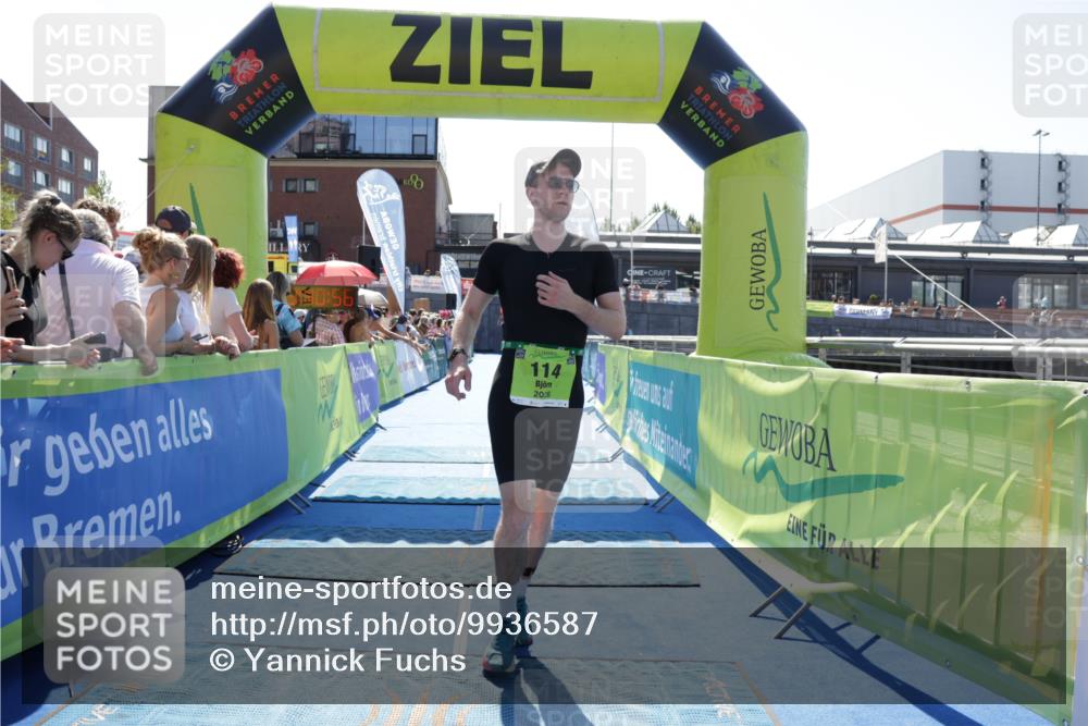 09.08.2026 - GEWOBA Citytriathlon Bremen Yannick Fuchs http://msf.ph/oto/9936587 09.08.2026 15:07:19 Ziel 114 meine-sportfotos.de