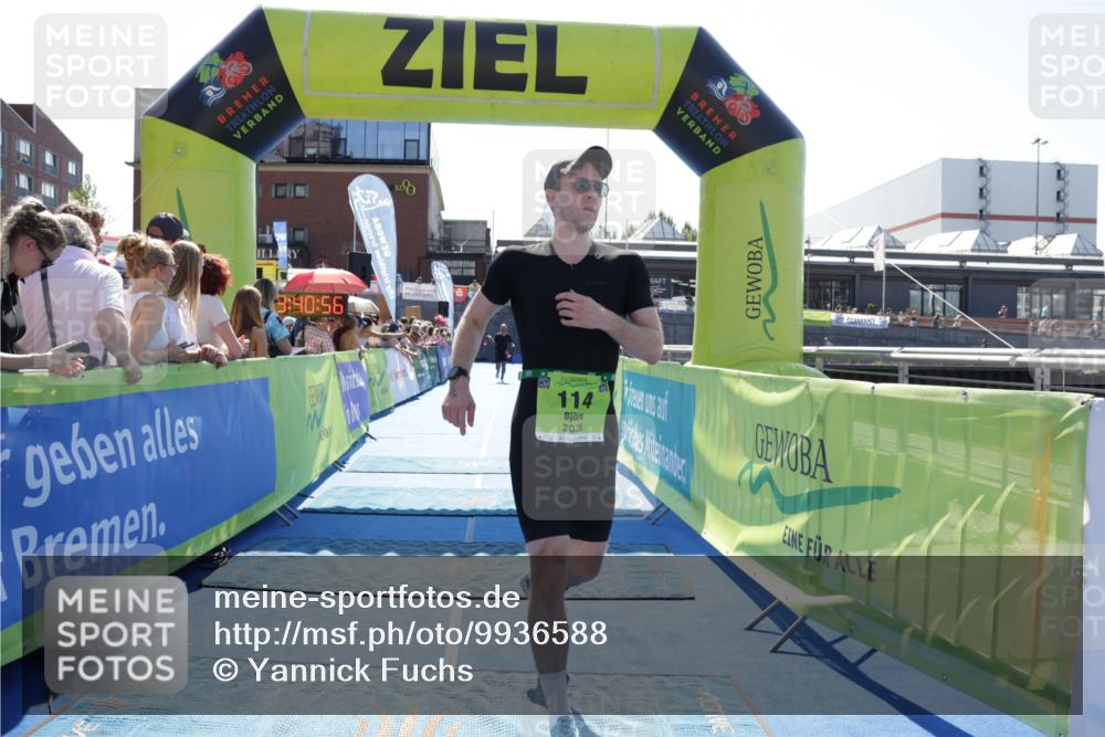 09.08.2026 - GEWOBA Citytriathlon Bremen Yannick Fuchs http://msf.ph/oto/9936588 09.08.2026 15:07:19 Ziel 114 meine-sportfotos.de