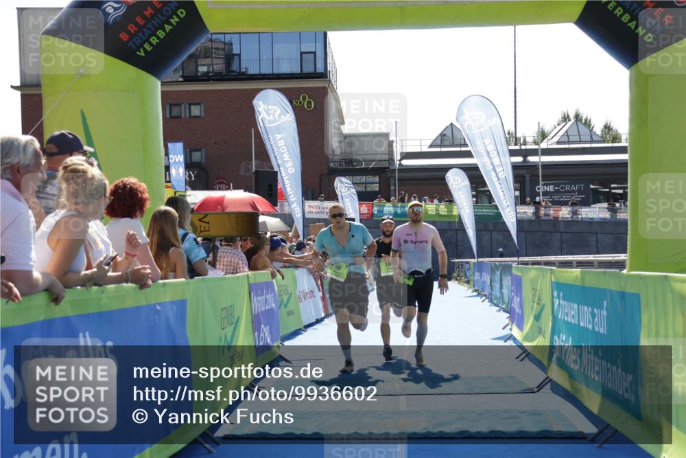 09.08.2026 - GEWOBA Citytriathlon Bremen Yannick Fuchs http://msf.ph/oto/9936602 09.08.2026 15:07:32 Ziel 29, 76, 168, 360 meine-sportfotos.de