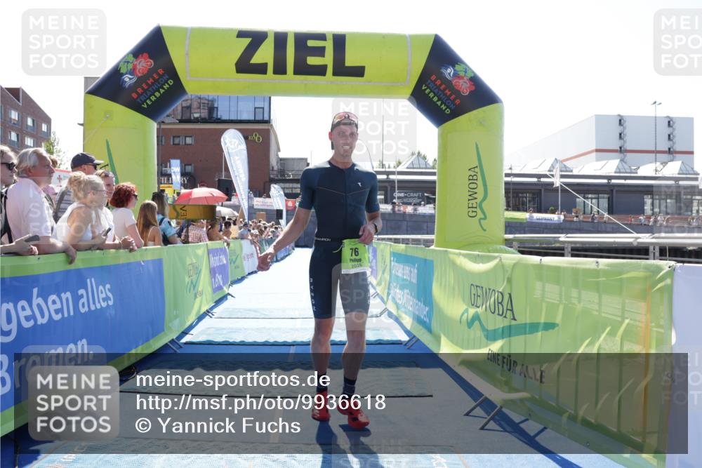 09.08.2026 - GEWOBA Citytriathlon Bremen Yannick Fuchs http://msf.ph/oto/9936618 09.08.2026 15:07:37 Ziel 29, 76, 168, 360 meine-sportfotos.de