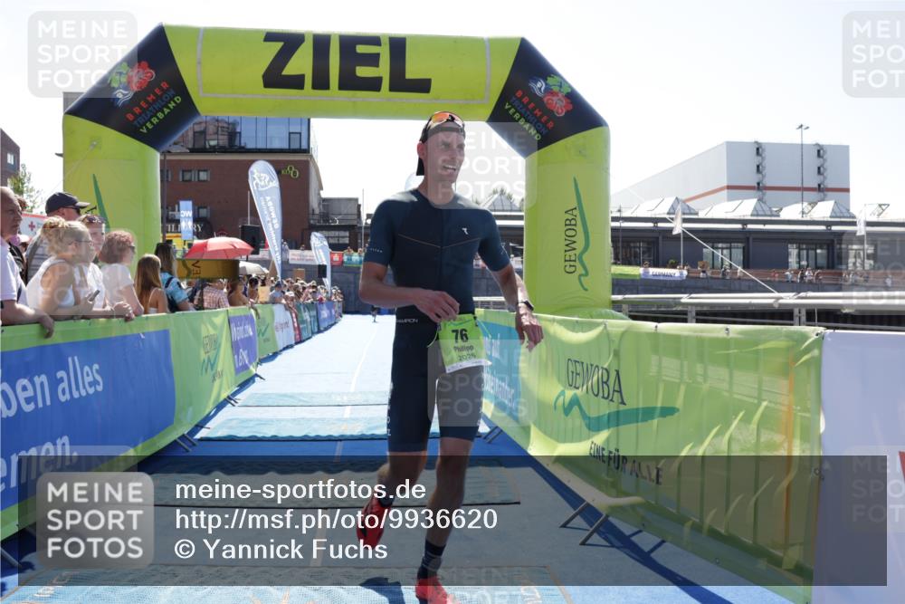 09.08.2026 - GEWOBA Citytriathlon Bremen Yannick Fuchs http://msf.ph/oto/9936620 09.08.2026 15:07:37 Ziel 29, 76, 168, 360 meine-sportfotos.de