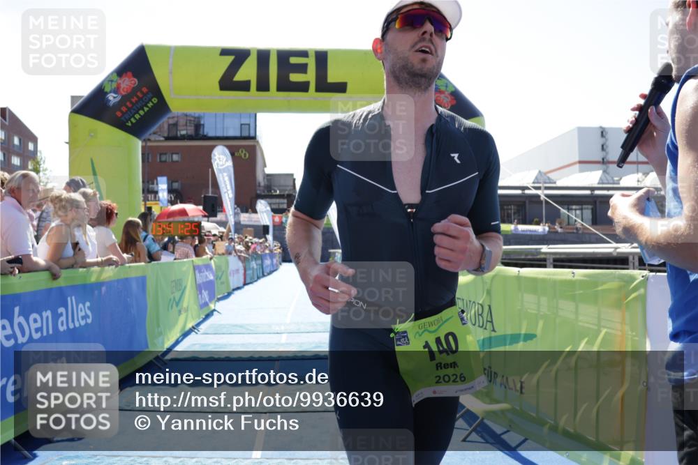 09.08.2026 - GEWOBA Citytriathlon Bremen Yannick Fuchs http://msf.ph/oto/9936639 09.08.2026 15:07:48 Ziel 140 meine-sportfotos.de