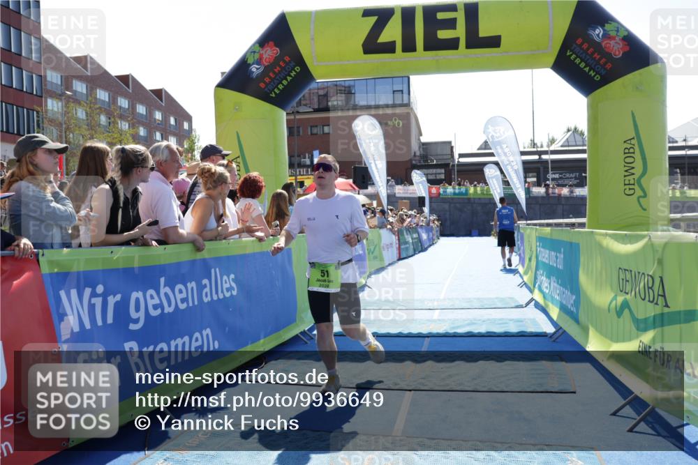 09.08.2026 - GEWOBA Citytriathlon Bremen Yannick Fuchs http://msf.ph/oto/9936649 09.08.2026 15:08:03 Ziel 51 meine-sportfotos.de