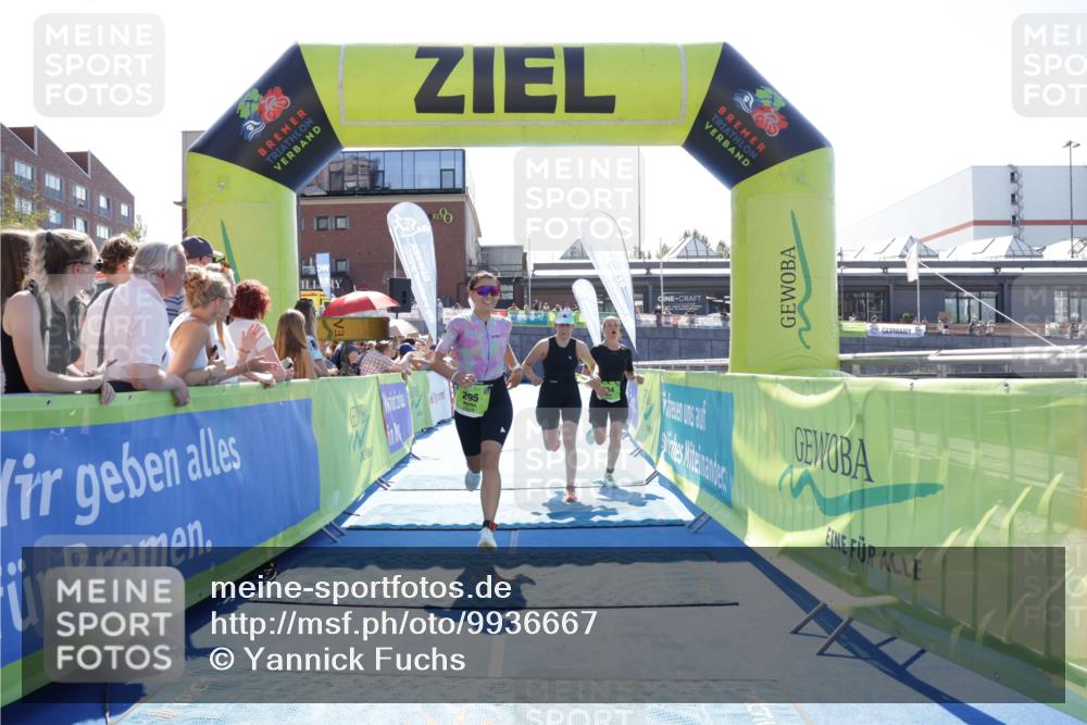 09.08.2026 - GEWOBA Citytriathlon Bremen Yannick Fuchs http://msf.ph/oto/9936667 09.08.2026 15:08:14 Ziel 128, 295, 304, 354 meine-sportfotos.de