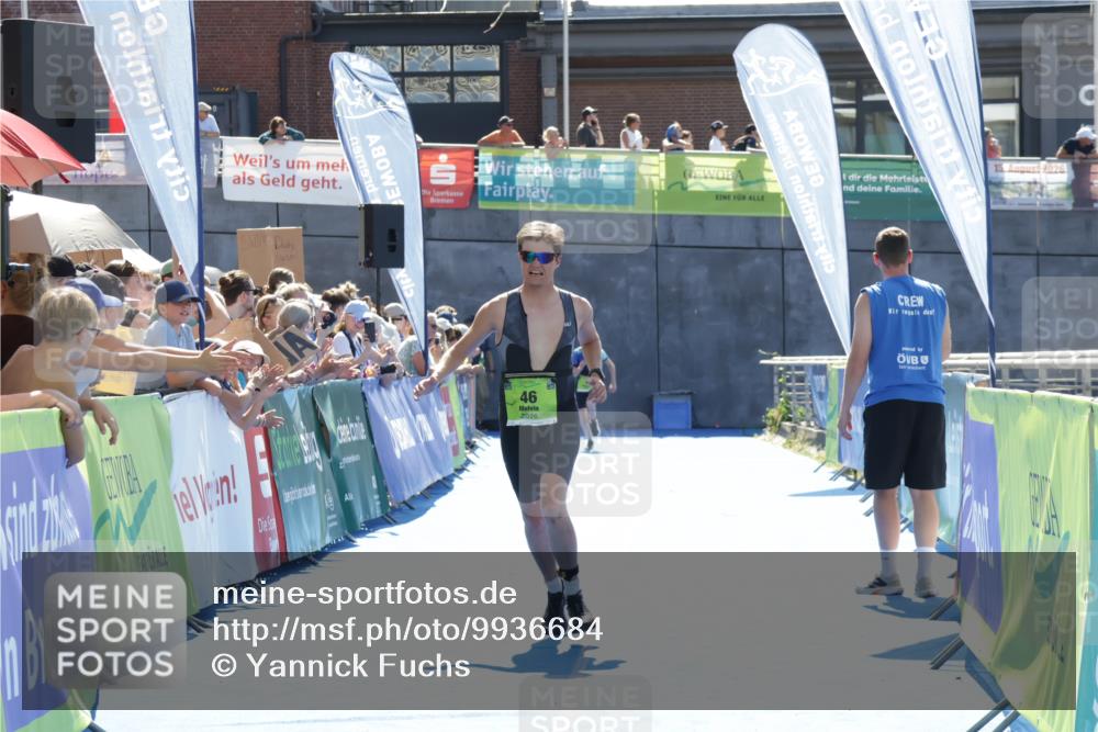 09.08.2026 - GEWOBA Citytriathlon Bremen Yannick Fuchs http://msf.ph/oto/9936684 09.08.2026 15:08:26 Ziel 46 meine-sportfotos.de