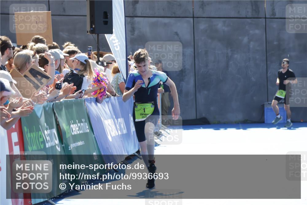 09.08.2026 - GEWOBA Citytriathlon Bremen Yannick Fuchs http://msf.ph/oto/9936693 09.08.2026 15:08:31 Ziel 1, 46 meine-sportfotos.de