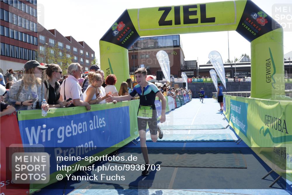 09.08.2026 - GEWOBA Citytriathlon Bremen Yannick Fuchs http://msf.ph/oto/9936703 09.08.2026 15:08:35 Ziel 1, 113 meine-sportfotos.de