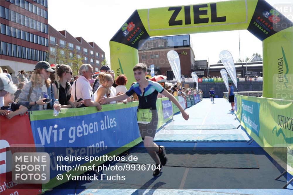 09.08.2026 - GEWOBA Citytriathlon Bremen Yannick Fuchs http://msf.ph/oto/9936704 09.08.2026 15:08:35 Ziel 1, 113 meine-sportfotos.de