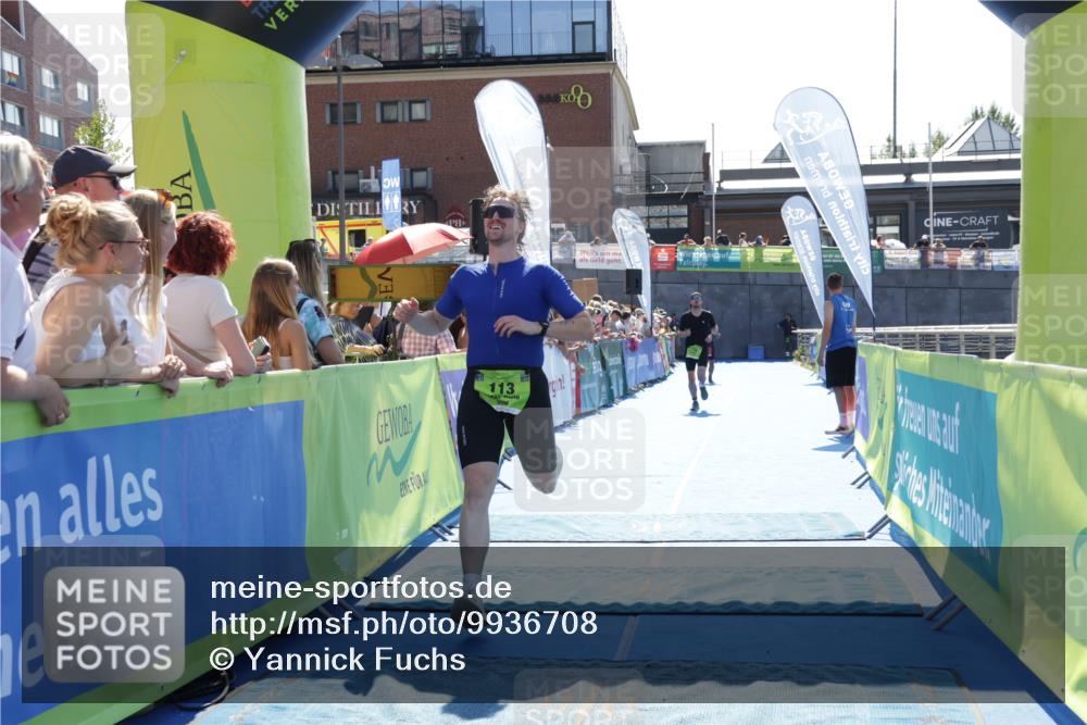 09.08.2026 - GEWOBA Citytriathlon Bremen Yannick Fuchs http://msf.ph/oto/9936708 09.08.2026 15:08:39 Ziel 1, 113, 170 meine-sportfotos.de