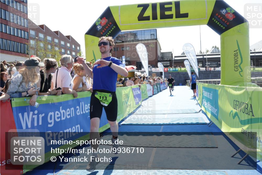 09.08.2026 - GEWOBA Citytriathlon Bremen Yannick Fuchs http://msf.ph/oto/9936710 09.08.2026 15:08:40 Ziel 113, 170 meine-sportfotos.de
