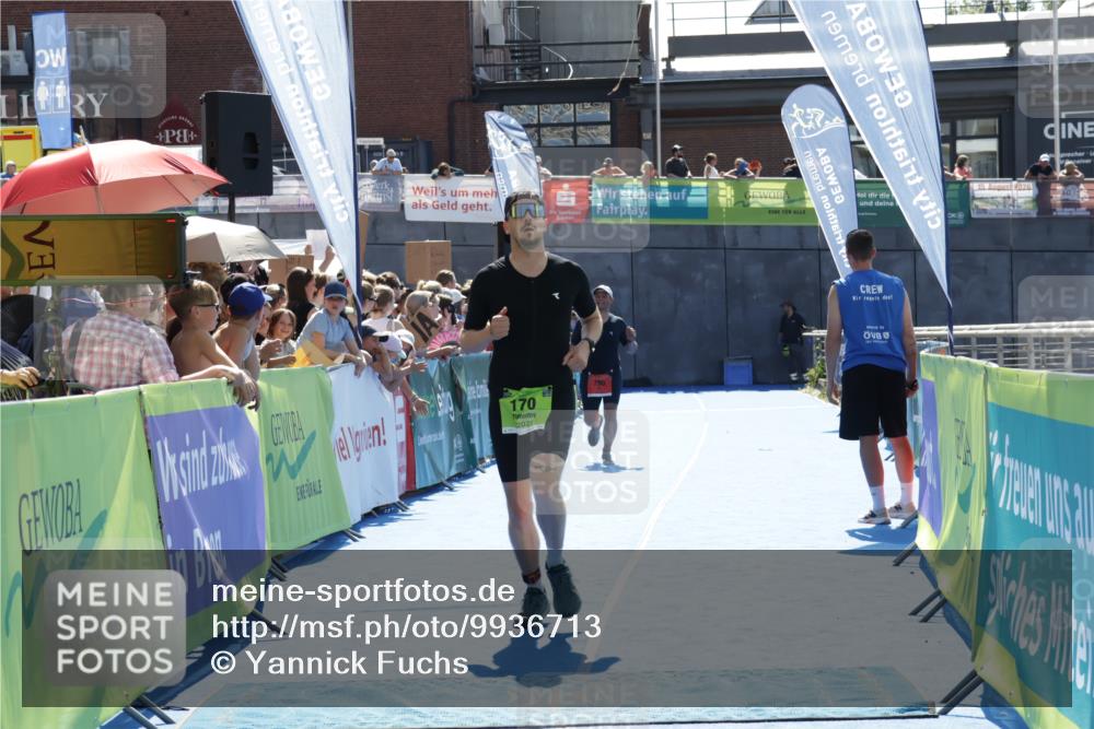 09.08.2026 - GEWOBA Citytriathlon Bremen Yannick Fuchs http://msf.ph/oto/9936713 09.08.2026 15:08:42 Ziel 113, 170 meine-sportfotos.de