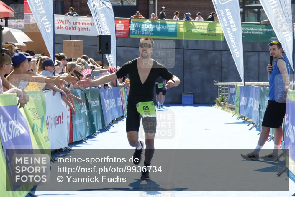 09.08.2026 - GEWOBA Citytriathlon Bremen Yannick Fuchs http://msf.ph/oto/9936734 09.08.2026 15:09:03 Ziel 84, 85 meine-sportfotos.de