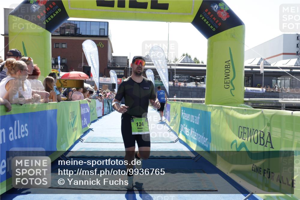 09.08.2026 - GEWOBA Citytriathlon Bremen Yannick Fuchs http://msf.ph/oto/9936765 09.08.2026 15:09:17 Ziel 119, 124, 143 meine-sportfotos.de