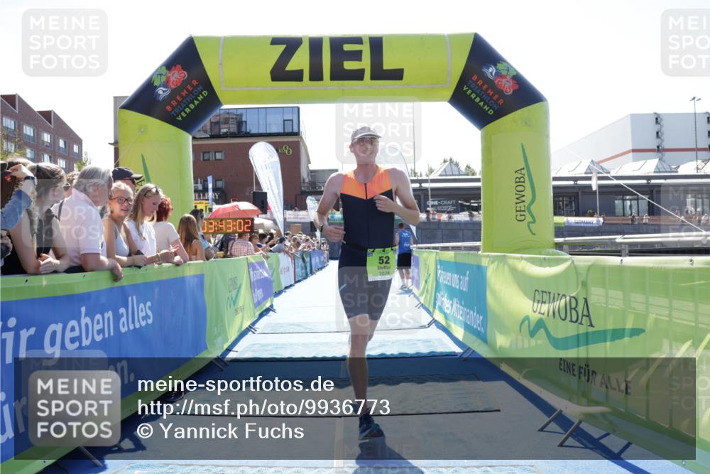 09.08.2026 - GEWOBA Citytriathlon Bremen Yannick Fuchs http://msf.ph/oto/9936773 09.08.2026 15:09:25 Ziel 52 meine-sportfotos.de