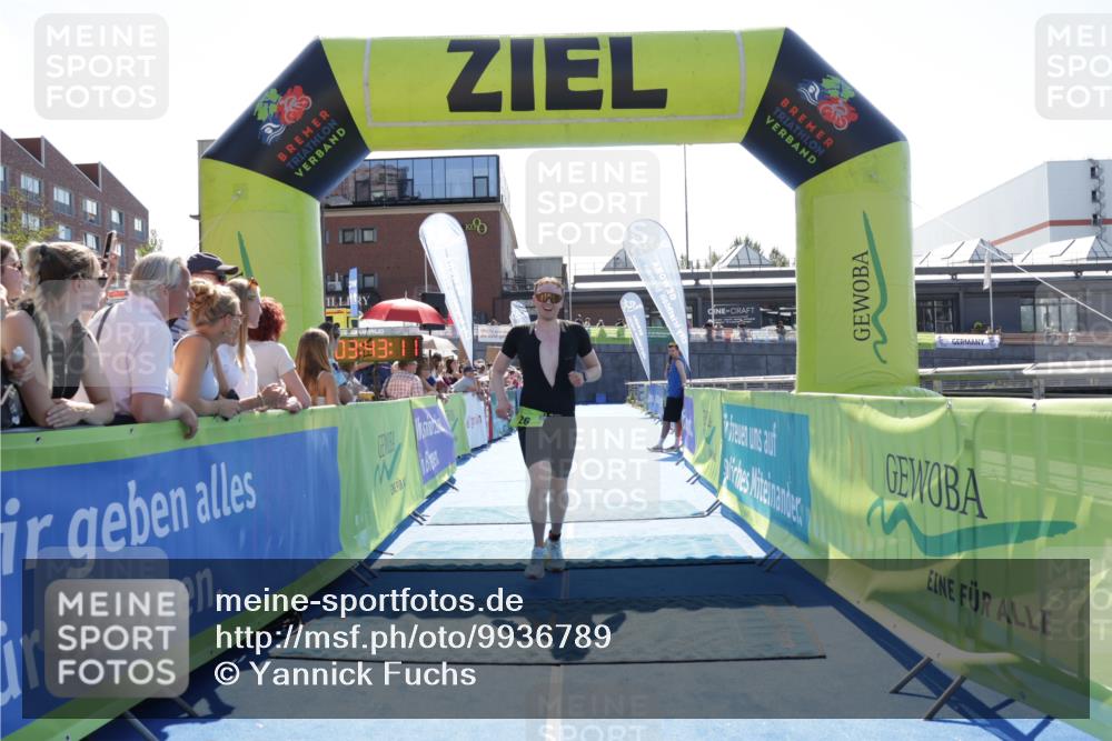 09.08.2026 - GEWOBA Citytriathlon Bremen Yannick Fuchs http://msf.ph/oto/9936789 09.08.2026 15:09:34 Ziel 26 meine-sportfotos.de
