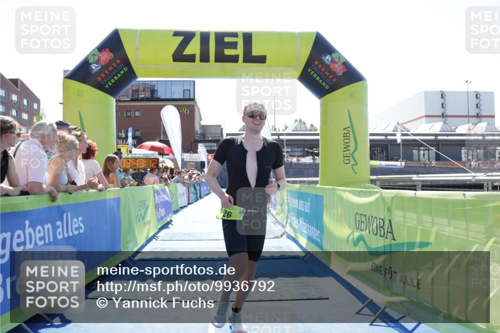 09.08.2026 - GEWOBA Citytriathlon Bremen Yannick Fuchs http://msf.ph/oto/9936792 09.08.2026 15:09:35 Ziel 26 meine-sportfotos.de