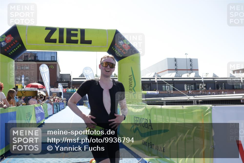 09.08.2026 - GEWOBA Citytriathlon Bremen Yannick Fuchs http://msf.ph/oto/9936794 09.08.2026 15:09:35 Ziel 26 meine-sportfotos.de