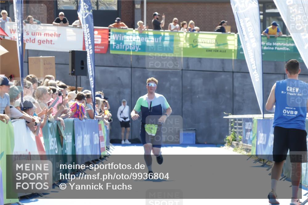09.08.2026 - GEWOBA Citytriathlon Bremen Yannick Fuchs http://msf.ph/oto/9936804 09.08.2026 15:09:58 Ziel 78 meine-sportfotos.de