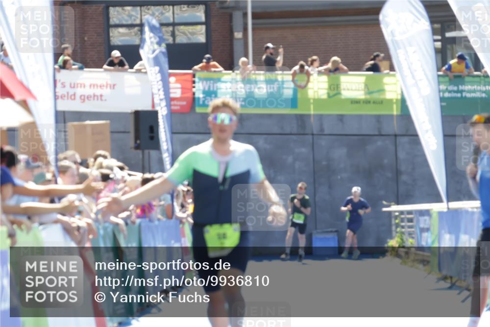 09.08.2026 - GEWOBA Citytriathlon Bremen Yannick Fuchs http://msf.ph/oto/9936810 09.08.2026 15:10:01 Ziel 78 meine-sportfotos.de