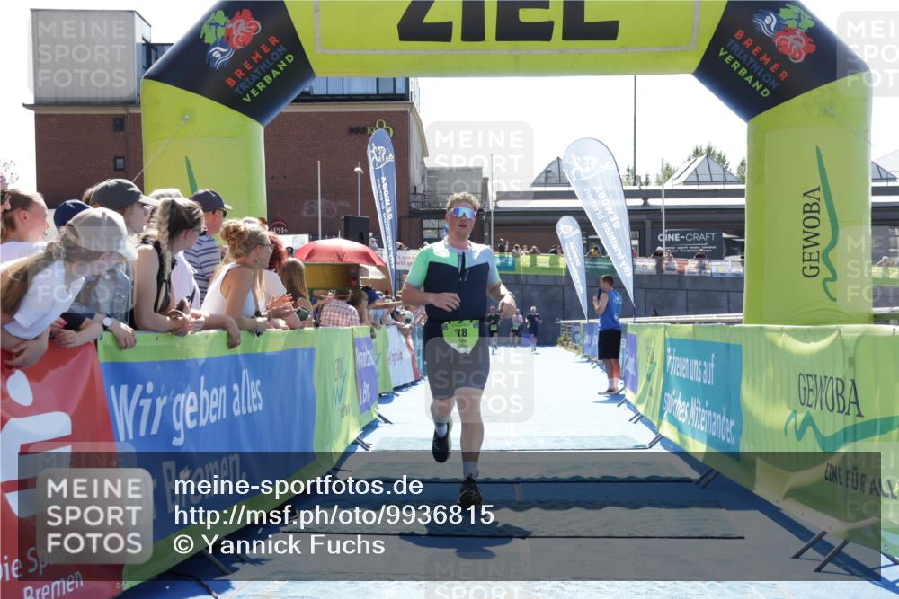 09.08.2026 - GEWOBA Citytriathlon Bremen Yannick Fuchs http://msf.ph/oto/9936815 09.08.2026 15:10:04 Ziel 78 meine-sportfotos.de