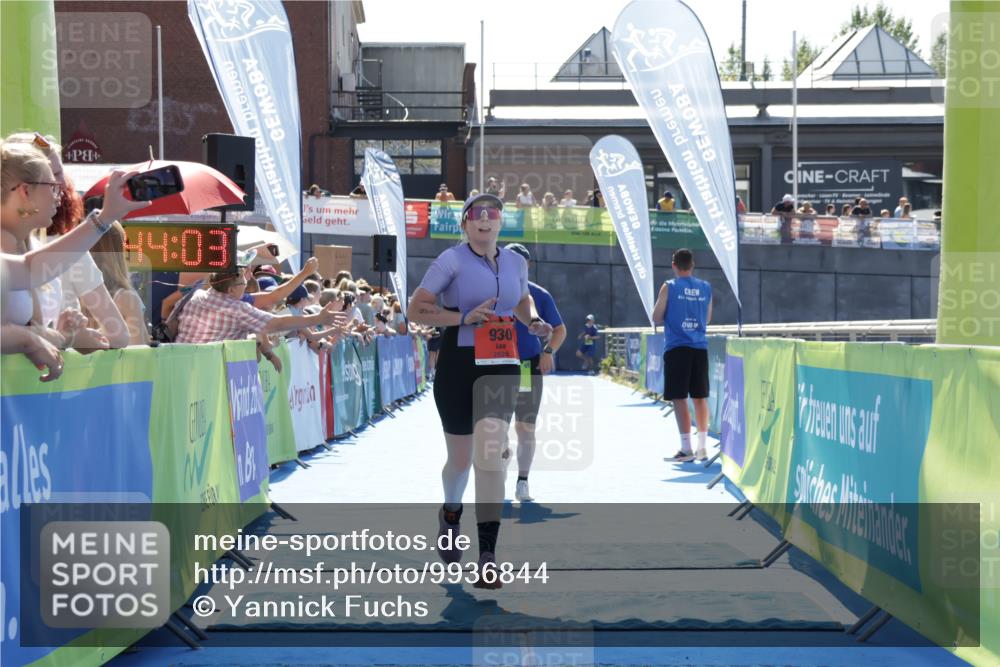 09.08.2026 - GEWOBA Citytriathlon Bremen Yannick Fuchs http://msf.ph/oto/9936844 09.08.2026 15:10:26 Ziel 169, 930 meine-sportfotos.de