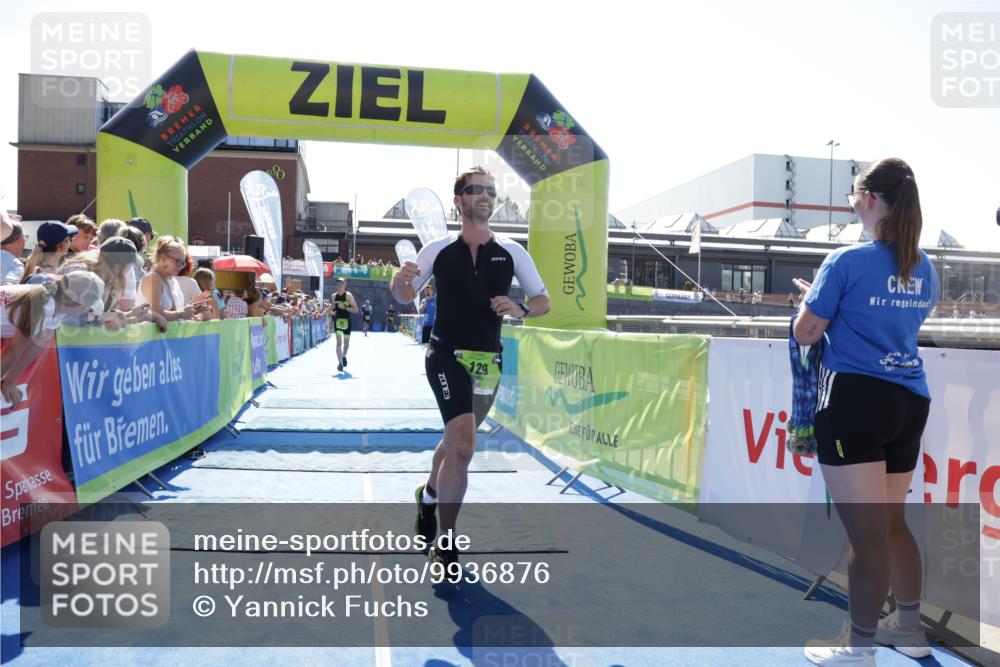 09.08.2026 - GEWOBA Citytriathlon Bremen Yannick Fuchs http://msf.ph/oto/9936876 09.08.2026 15:10:44 Ziel 59, 129, 302 meine-sportfotos.de