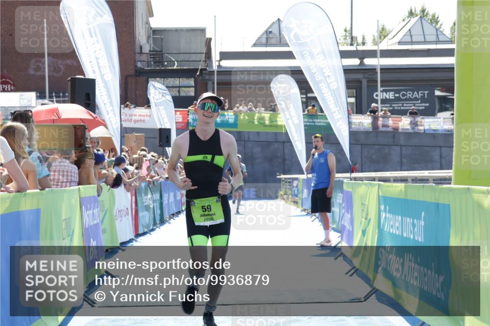 09.08.2026 - GEWOBA Citytriathlon Bremen Yannick Fuchs http://msf.ph/oto/9936879 09.08.2026 15:10:46 Ziel 59, 129 meine-sportfotos.de