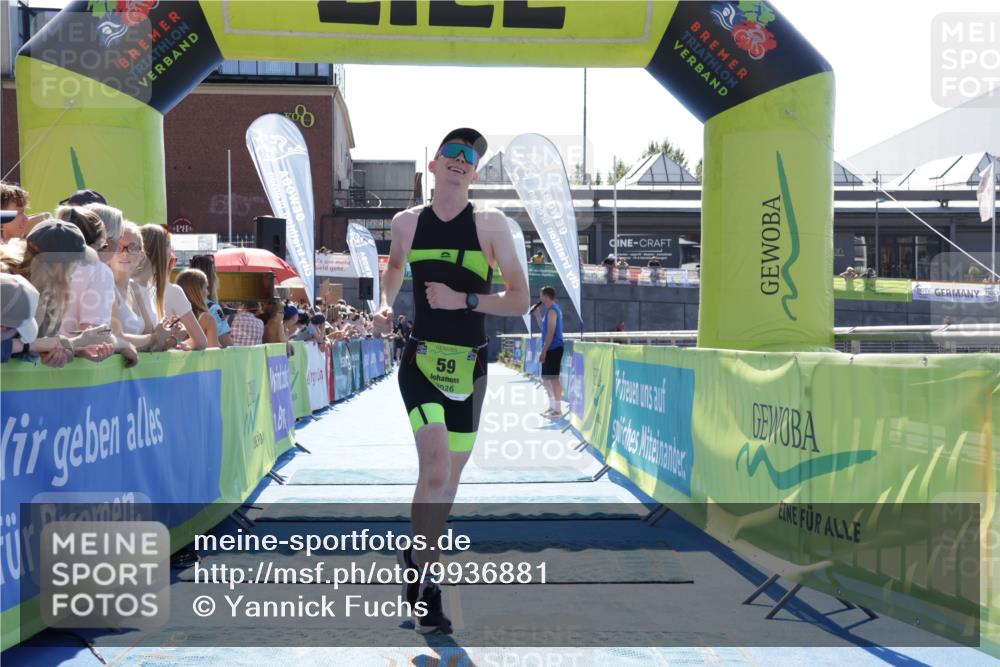 09.08.2026 - GEWOBA Citytriathlon Bremen Yannick Fuchs http://msf.ph/oto/9936881 09.08.2026 15:10:47 Ziel 59, 129 meine-sportfotos.de