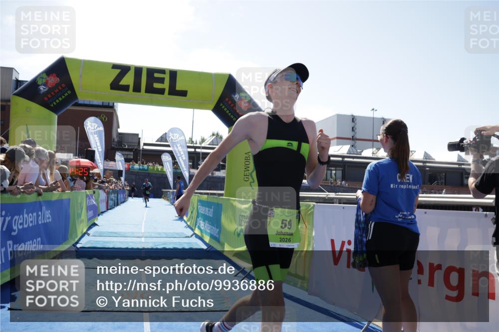 09.08.2026 - GEWOBA Citytriathlon Bremen Yannick Fuchs http://msf.ph/oto/9936886 09.08.2026 15:10:48 Ziel 41, 59 meine-sportfotos.de