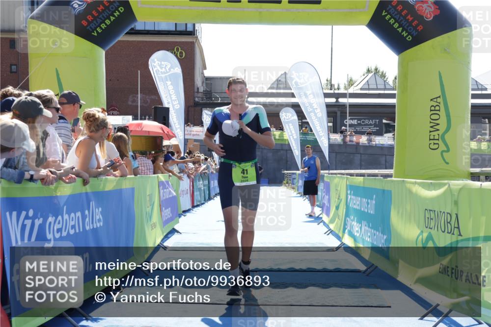 09.08.2026 - GEWOBA Citytriathlon Bremen Yannick Fuchs http://msf.ph/oto/9936893 09.08.2026 15:10:54 Ziel 27, 41 meine-sportfotos.de