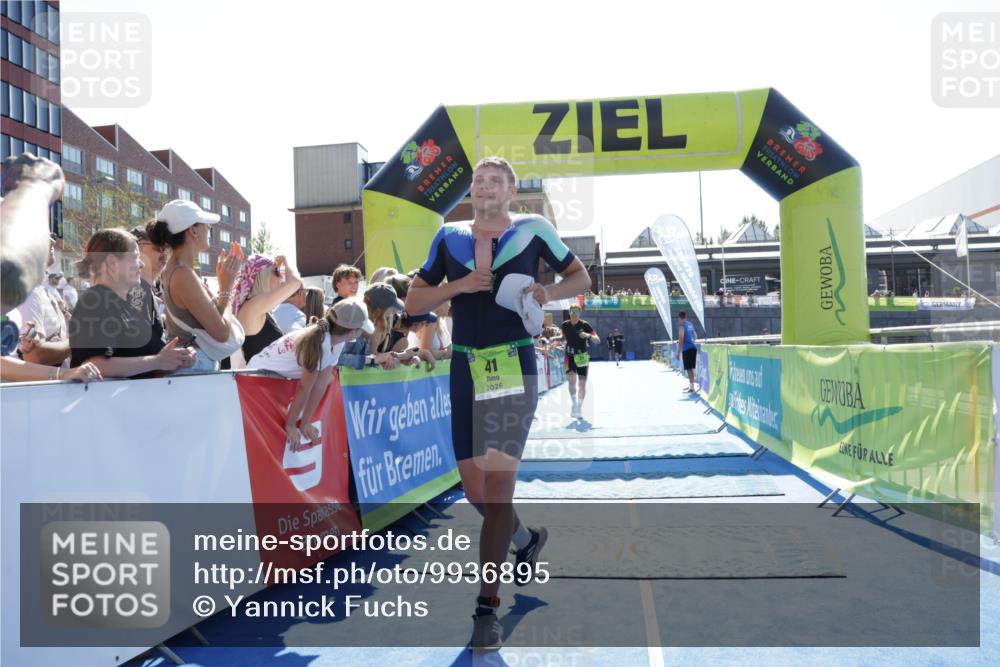 09.08.2026 - GEWOBA Citytriathlon Bremen Yannick Fuchs http://msf.ph/oto/9936895 09.08.2026 15:10:55 Ziel 27, 41 meine-sportfotos.de