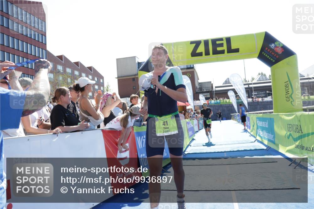 09.08.2026 - GEWOBA Citytriathlon Bremen Yannick Fuchs http://msf.ph/oto/9936897 09.08.2026 15:10:56 Ziel 27, 41 meine-sportfotos.de
