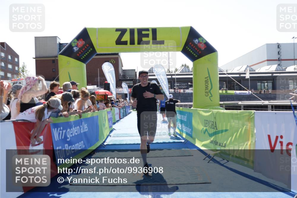 09.08.2026 - GEWOBA Citytriathlon Bremen Yannick Fuchs http://msf.ph/oto/9936908 09.08.2026 15:11:04 Ziel 159, 345 meine-sportfotos.de