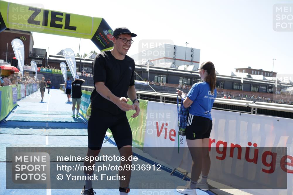 09.08.2026 - GEWOBA Citytriathlon Bremen Yannick Fuchs http://msf.ph/oto/9936912 09.08.2026 15:11:05 Ziel 159, 345 meine-sportfotos.de